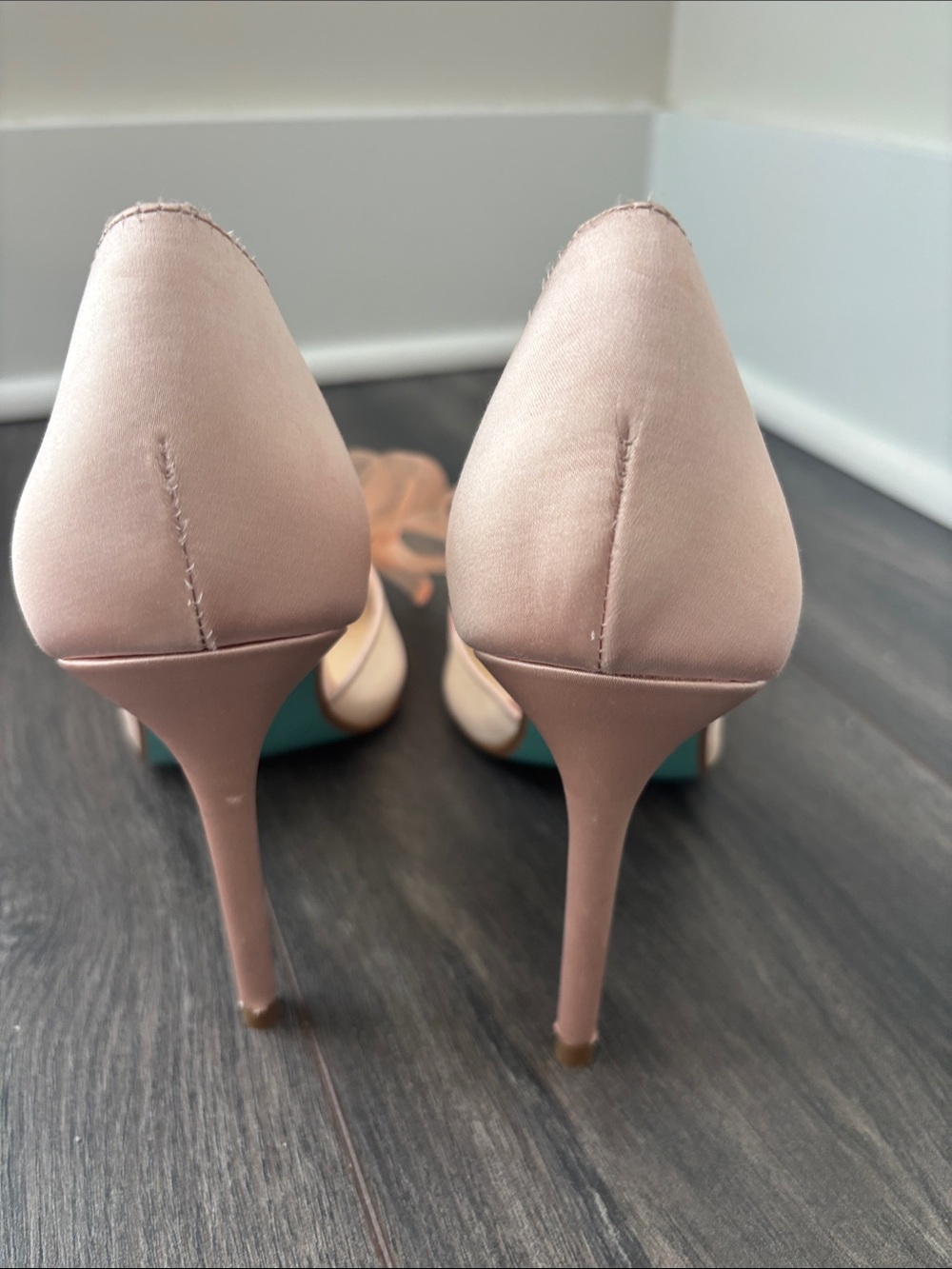 Betsey Johnson Peach Blush Tulle Bow Pointed D'Orsay Heels - Picture 7 of 10